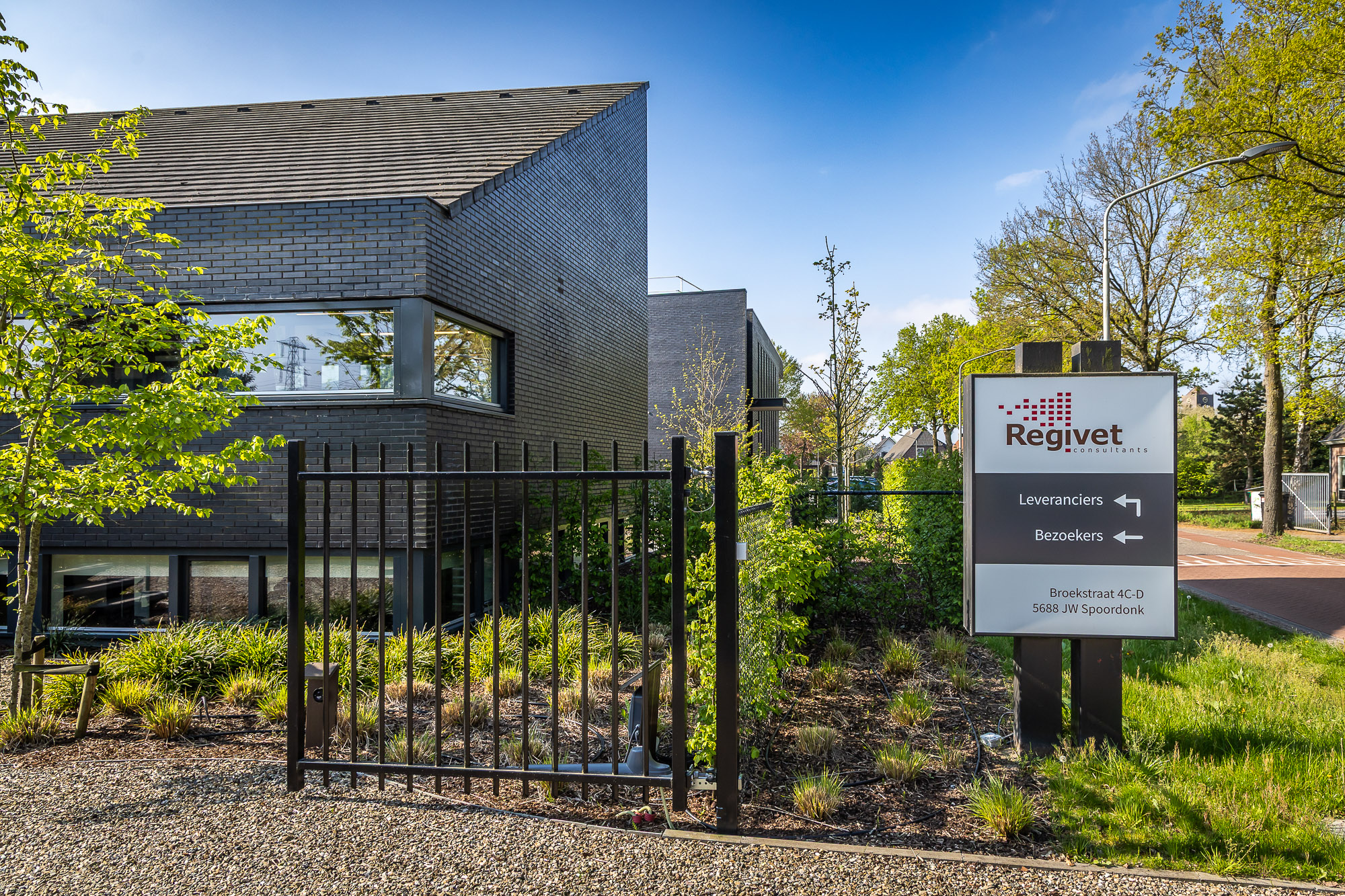 Regivet office 